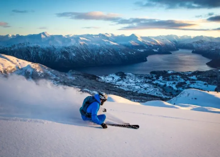 Dalen * Stranda (More og Romsdal)